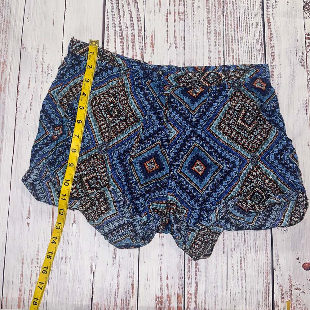 North Shore Blue Granola Girl Geometric Tribal Aztec Print Mini Shorts-S/M - Picture 3 of 5